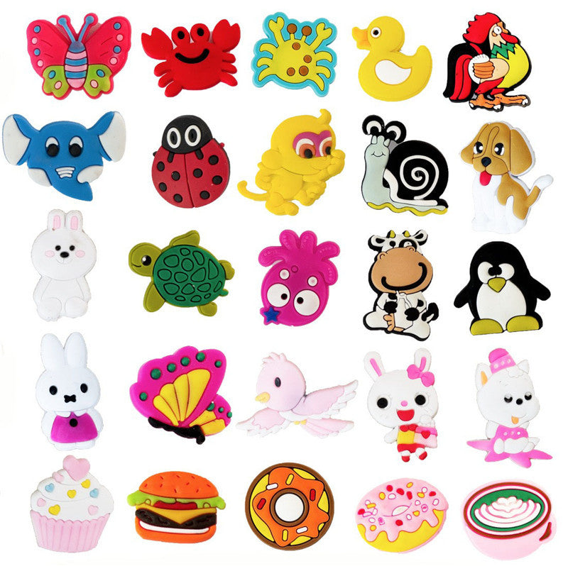 Lot 100 Charms crocs